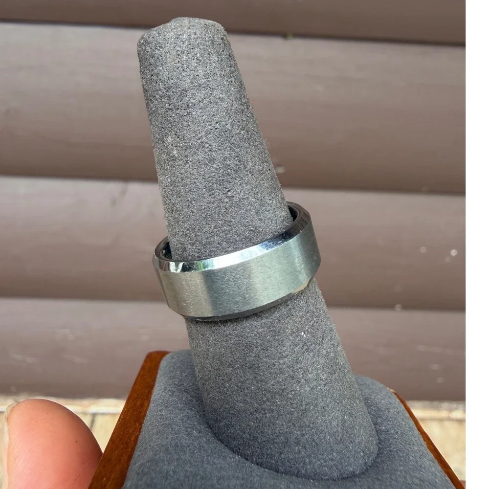 King Will Tungsten Carbide Ring Mens Size 8 Silver Matte Beveled Edge Band